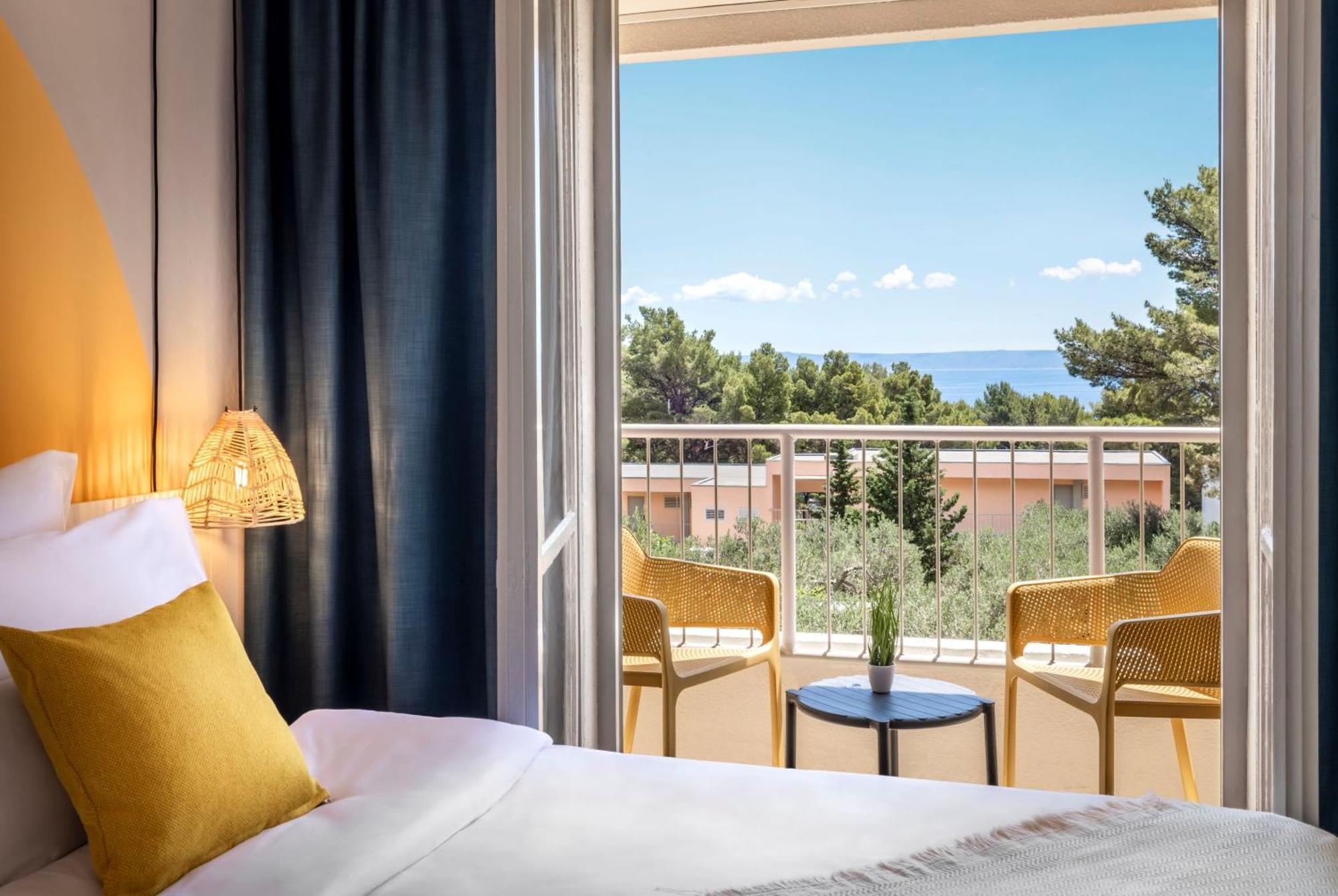 Sunny Makarska By Valamar Exteriör bild